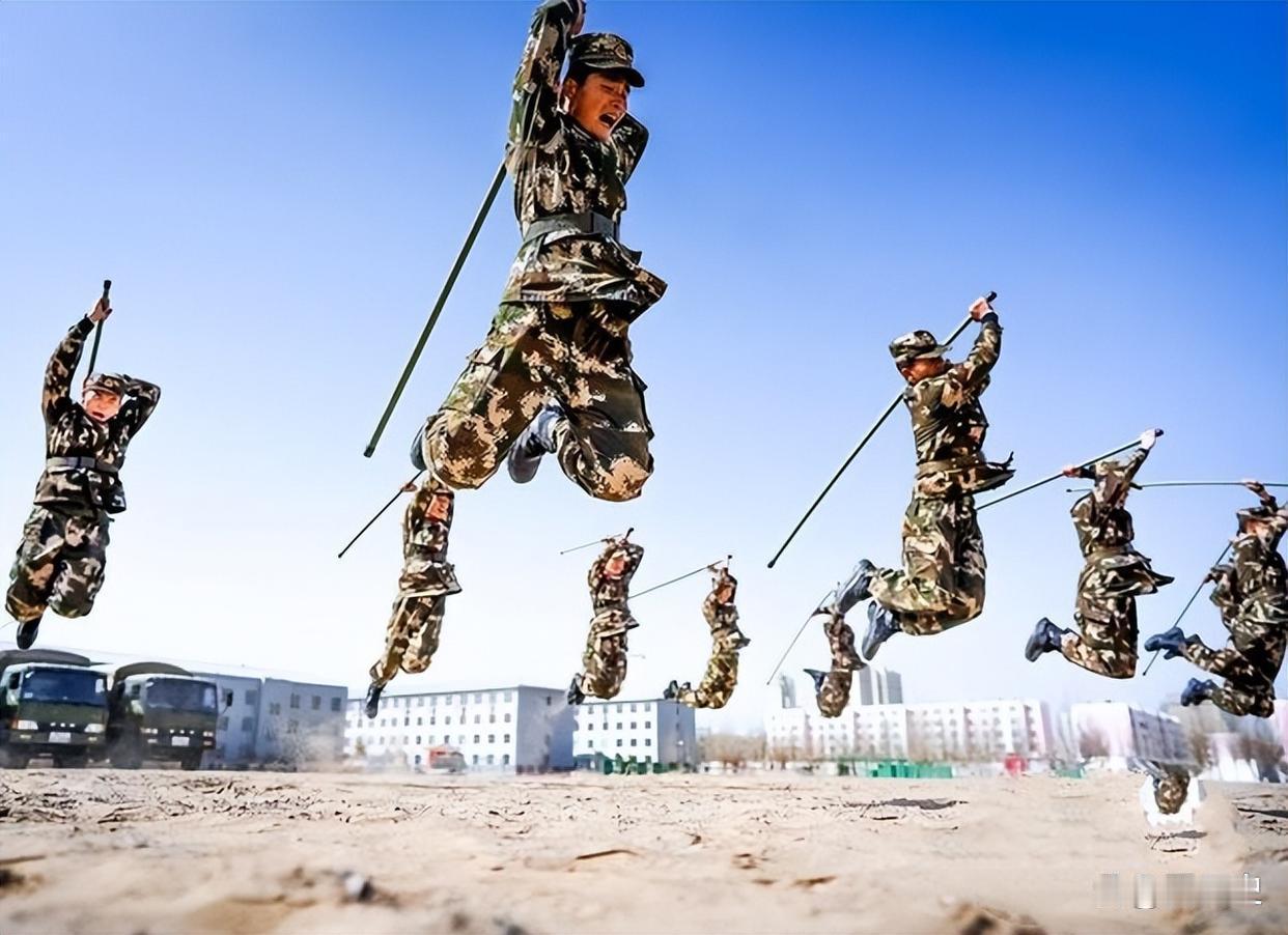 解放军为何会与对手打“冷兵器”？那是坚决落实“不开第一枪”的终极克制