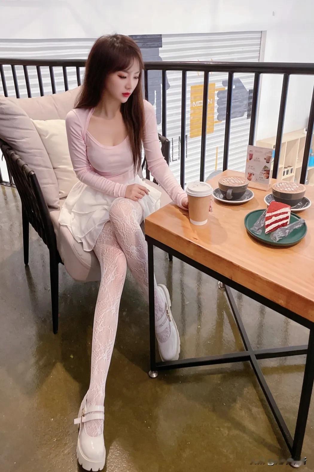少女装女神美照写真佳作赏析