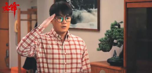 交锋首播观后感电视剧交锋近期追剧追到最爽的一部，交锋的剧情刺激带感，尺度够大，