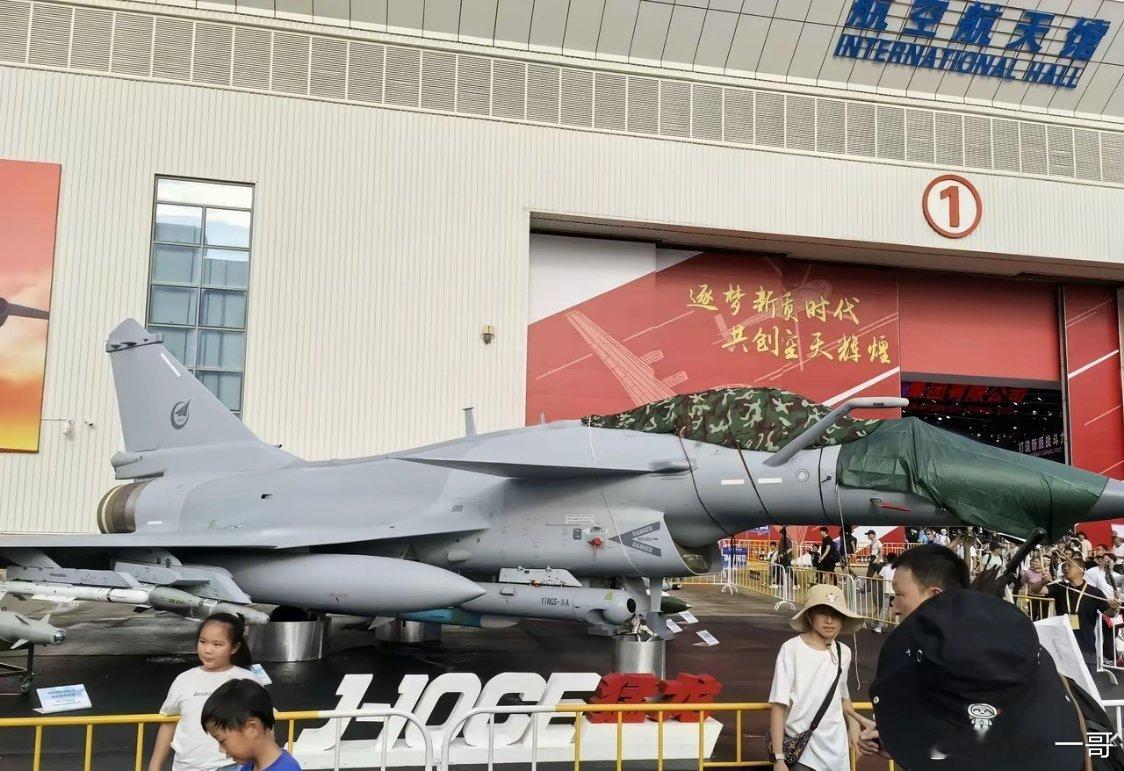 去年，你在珠海航展的一角默默无闻，无人问津。​二十多年前，你的研发人员衣服褴褛，
