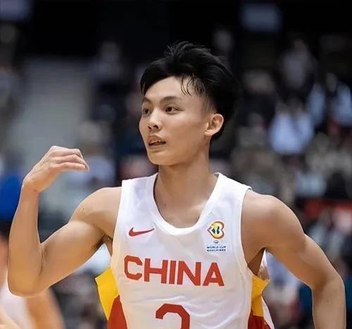 以两连胜结束了与委内瑞拉男篮的热身赛后，今晚中国男篮将与波黑男篮继续进行热身赛的