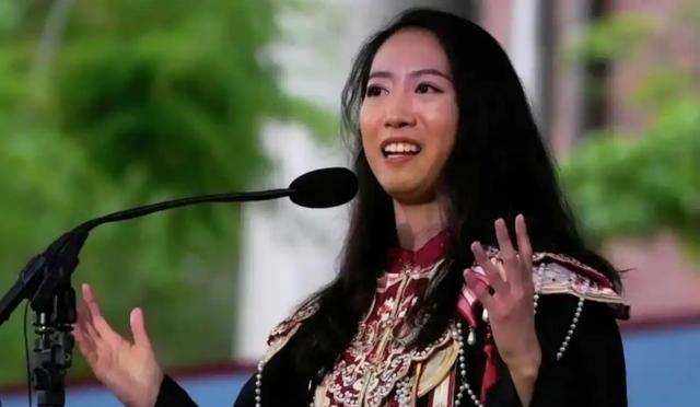 美国不要的，中国也坚决不要！美国哈佛大学毕业典礼上，中国留学生蒋雨融曾经代表毕业