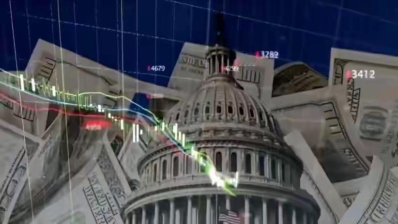 欧洲终于想起来，自己手上还有杀手锏没用，8国联合起来抛售美债。欧洲一旦开启大规