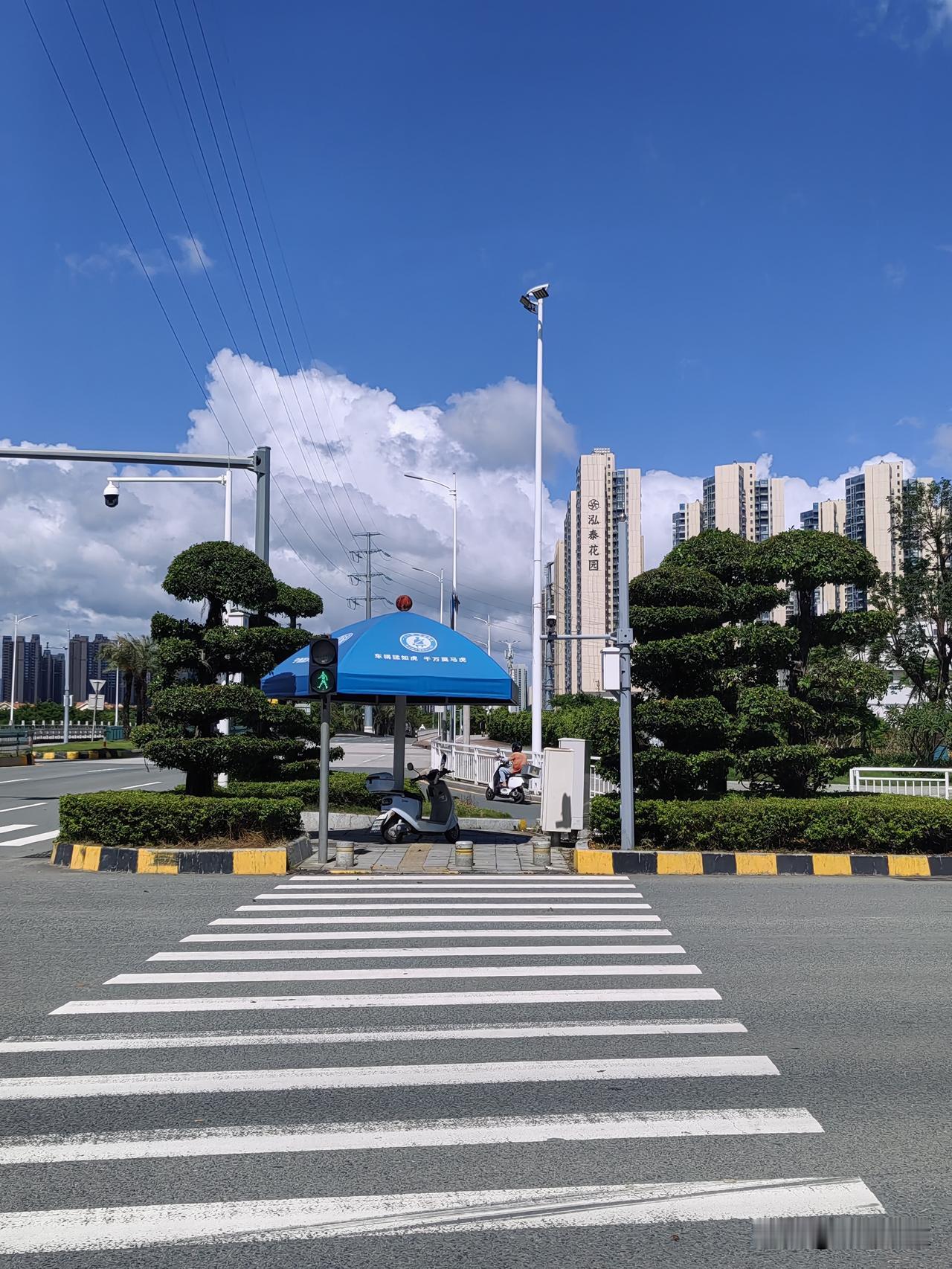 事实证明，深圳比大亚湾好并非绝对之事。我曾在深圳南山后海一带上班，闻