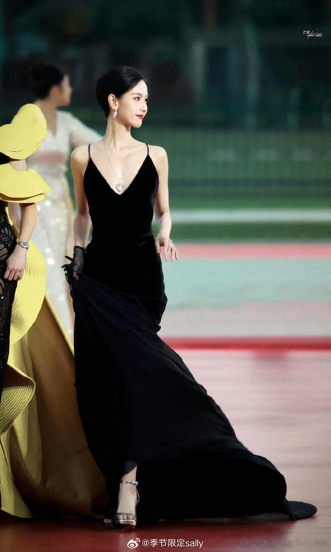 陈都灵今天，女神👸