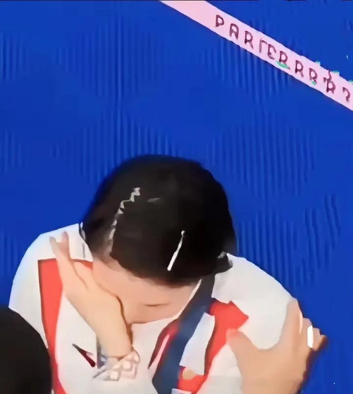 真的太寒心了！昨天看到一群黑粉攻击世界冠军陈芋汐，气得我拳头都硬了！人家本本分