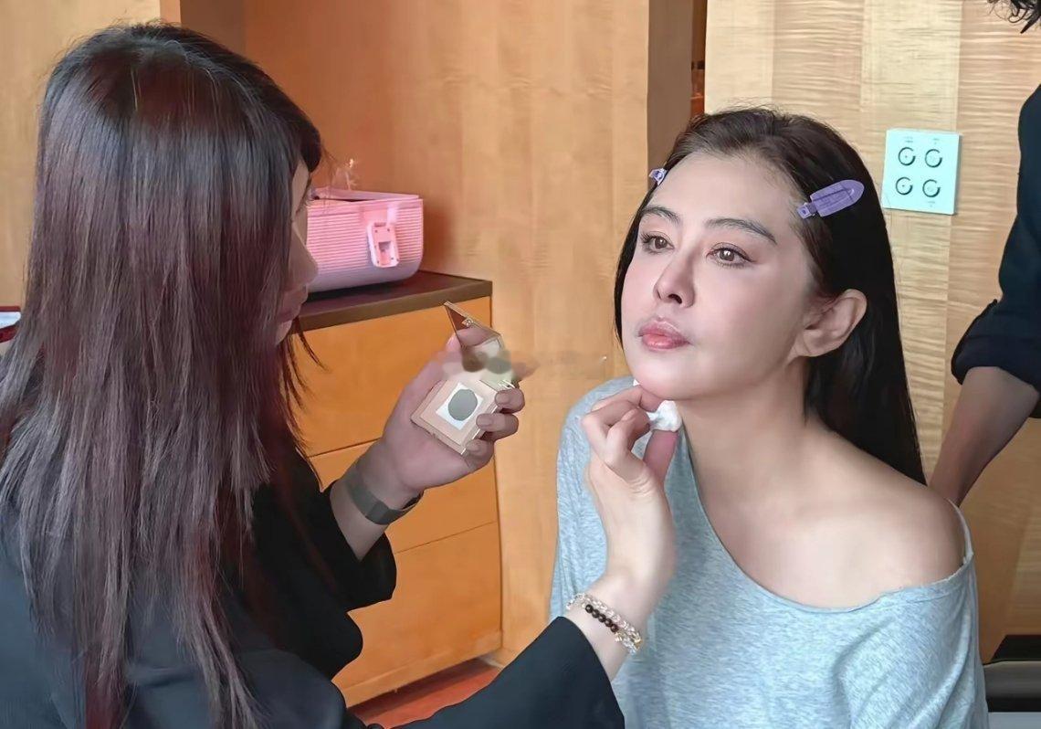 这么美的女人，周星驰之前就没有心动过？​