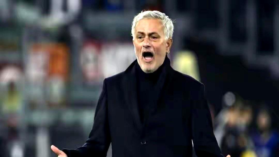 击败尤文？穆里尼奥自己也摇头。本菲卡今晨0-2再败，欧冠出线悬了。二