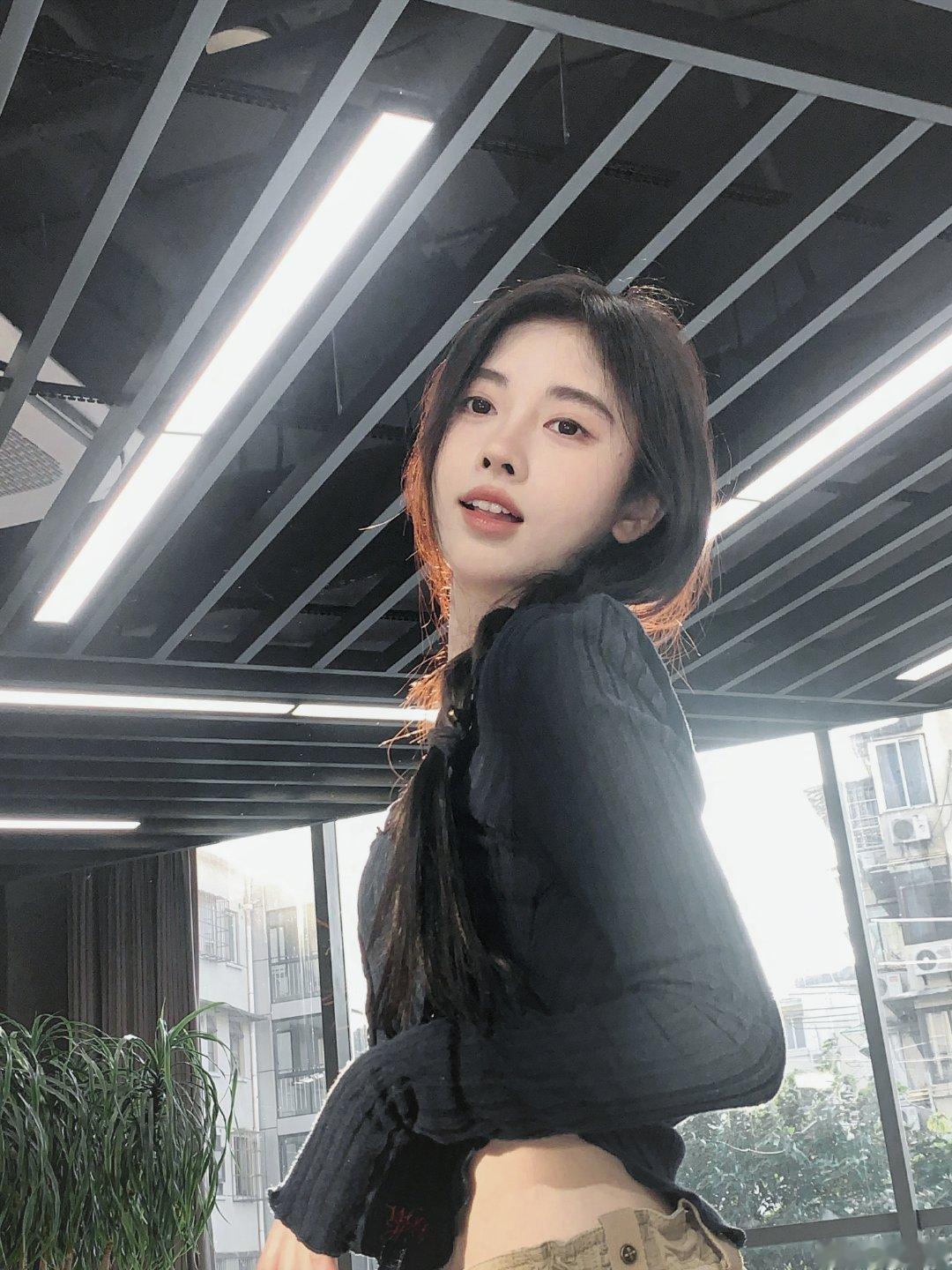闪动如蝴蝶在双颊那是眼泪嗎鞠婧祎万花世界​​​