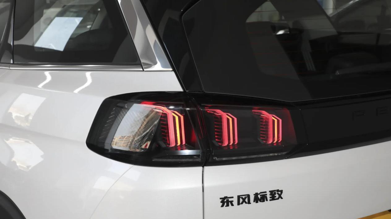 新车|曝新款东风标致5008实车, 现款17.87万起, 竞争别克昂科威S