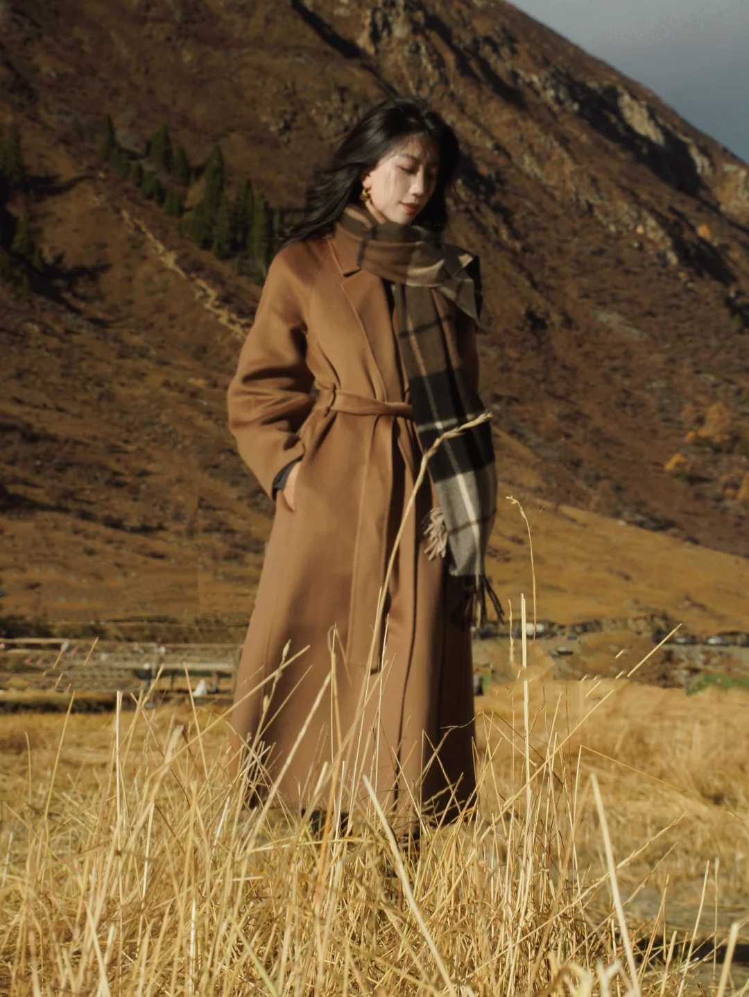 驼色是大地旷野的回声