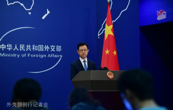 天塌了！外交部发言人首次去掉“首相”头衔，直呼高市早苗，这是非常强烈的信号！