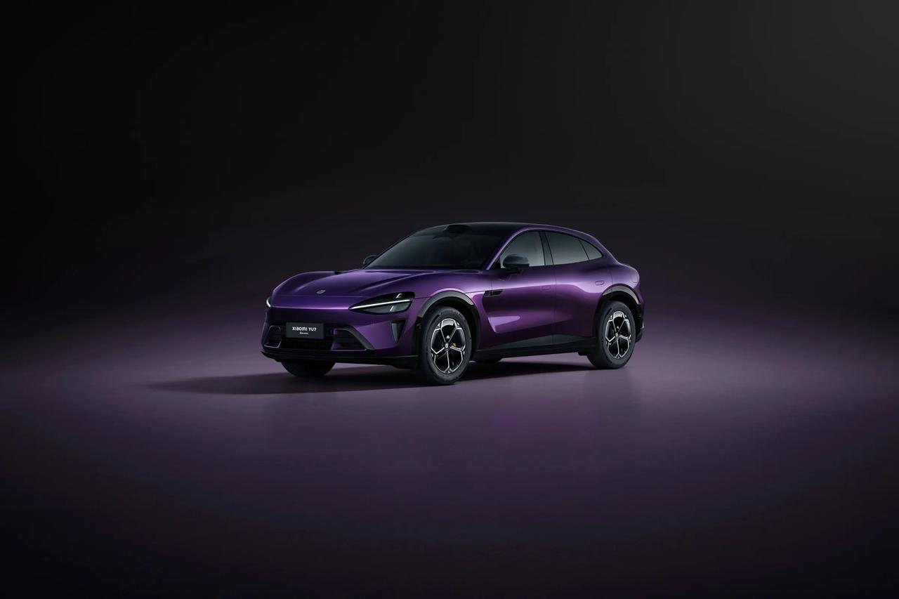 新能源购车圈的“神仙打架”又来了！特斯拉刚甩出7年低息购车大招，雷军直接在直播里