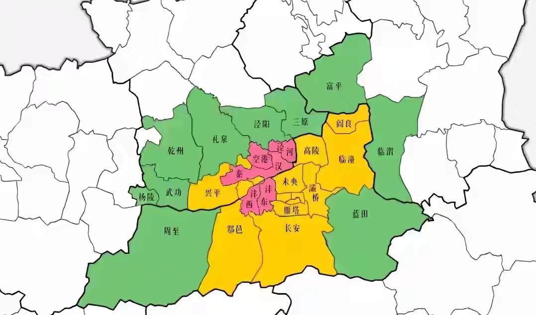 西安的发展纵深受地理限制，其发展路径已经和咸阳高度融合，应该把周边相邻县区进行整