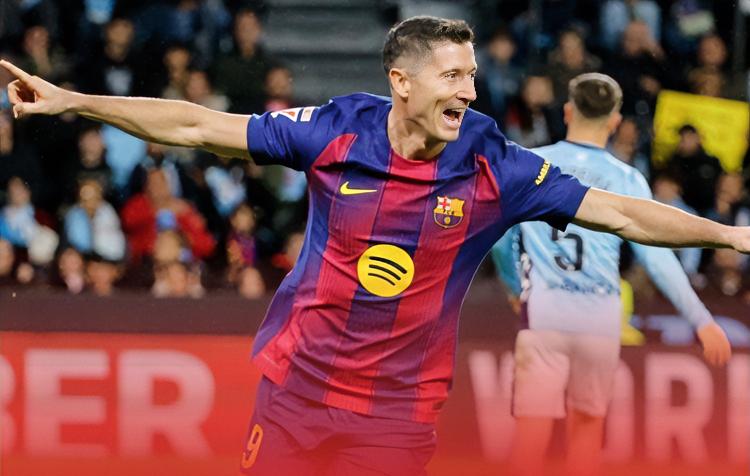 莱万：回归就戴帽！你这么踢，巴萨的续约合同说不定已经摆在你桌面上了呢？？？亚马