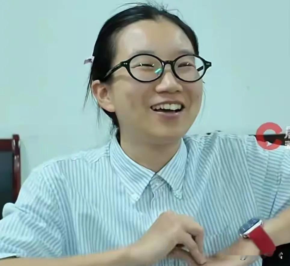 长沙医学院最近火了，因为该校第一临床学院学生曾欣，是建校以来第一个考上北京大学研