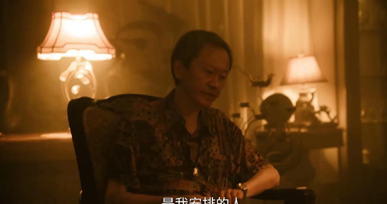 《扫毒风暴》最大败笔出现。周少雄杀死老婆云安娜嫁祸杨秉成，结果老岳父云司令产生