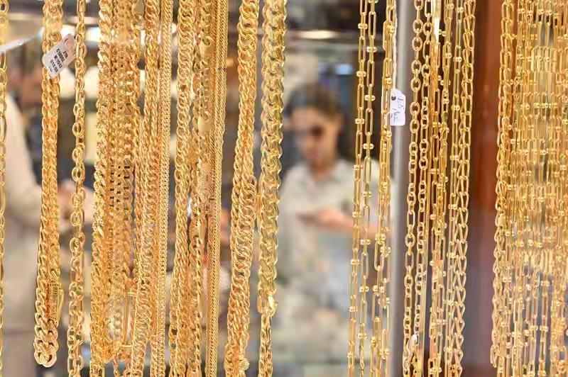 高息存款集中到期，储户如何抉择？随着高息存款到期潮的到来，许多储户面临重新选