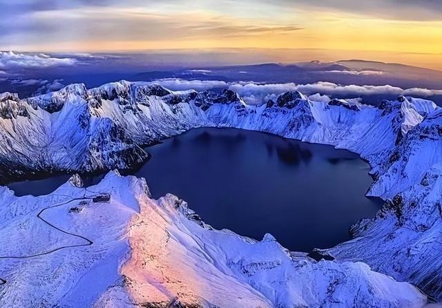 1962年，毛主席将长白山一半的地区划归给朝鲜，是英明还是失算？长白山这地方