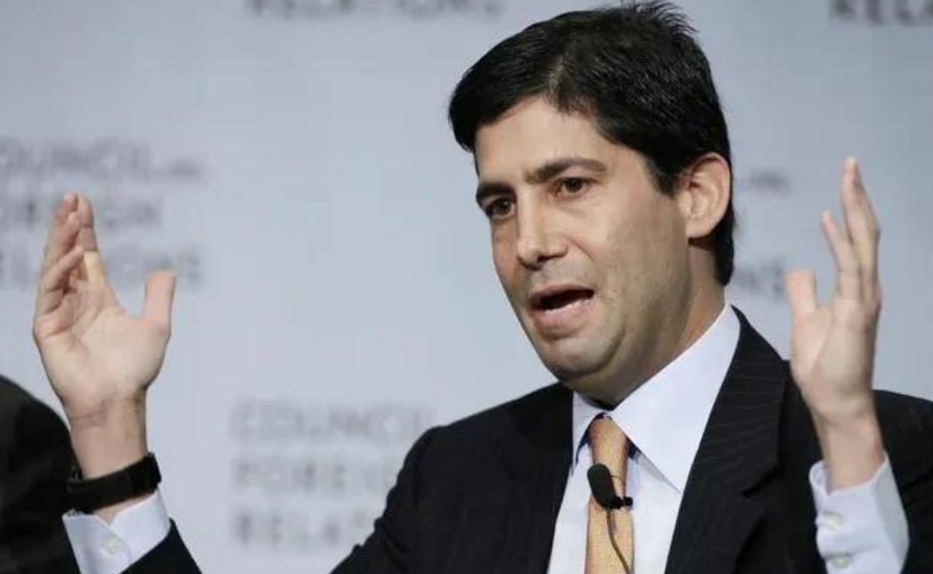 闹了多年的爱泼斯坦案，终于又扔出一枚重磅炸弹，昨天美国司法部副部长布兰奇正式官宣