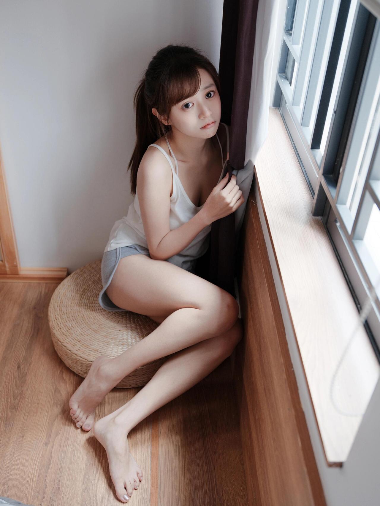 娇柔性感身材火爆表妹写真（9.2分）