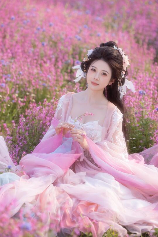 🌸 粉裳花间醉｜做一场温柔了千年的梦 🌸