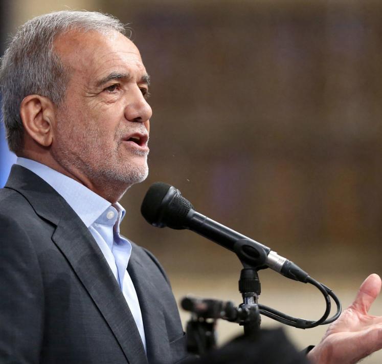 伊朗的悲壮时刻！伊朗总统佩泽希齐扬最新宣誓：迄今为止，已有超过1400万勇敢的