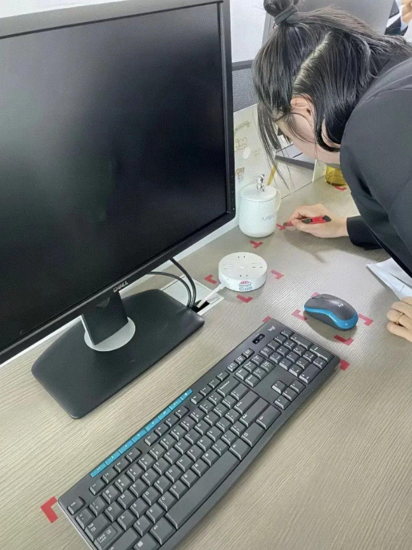 单位敢这么玩，应该待遇不错。