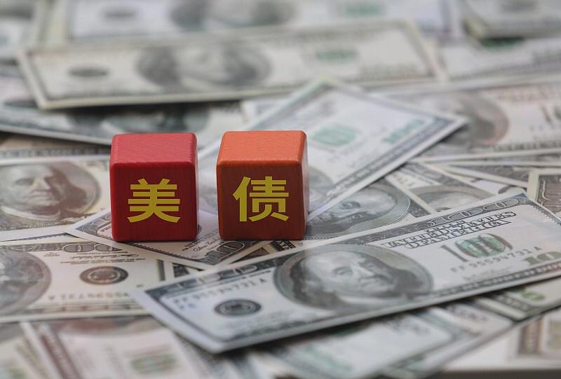 我还挺想去开封王婆的相亲现场看看的。一种是水浒传里那种坏名声的王婆形象，但开封王