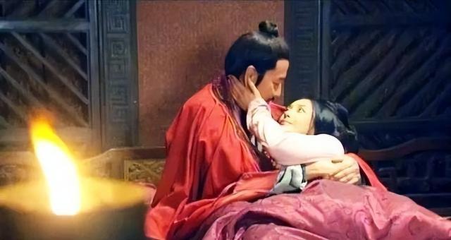 吕后曾被项羽俘虏，在敌营中二十八个月，她是怎么“艰难”过来的吕后在项羽敌营里