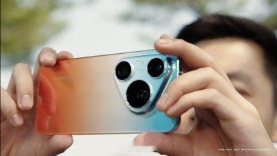 实话说前几天官宣的华为Pura90的渐变色真的太治愈了，瞬间让人想带着它去海边