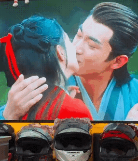 林更新粉丝这几天在干嘛？虽然林更新曾红极一时声量拉满，如今归于平淡，有戏可拍就已