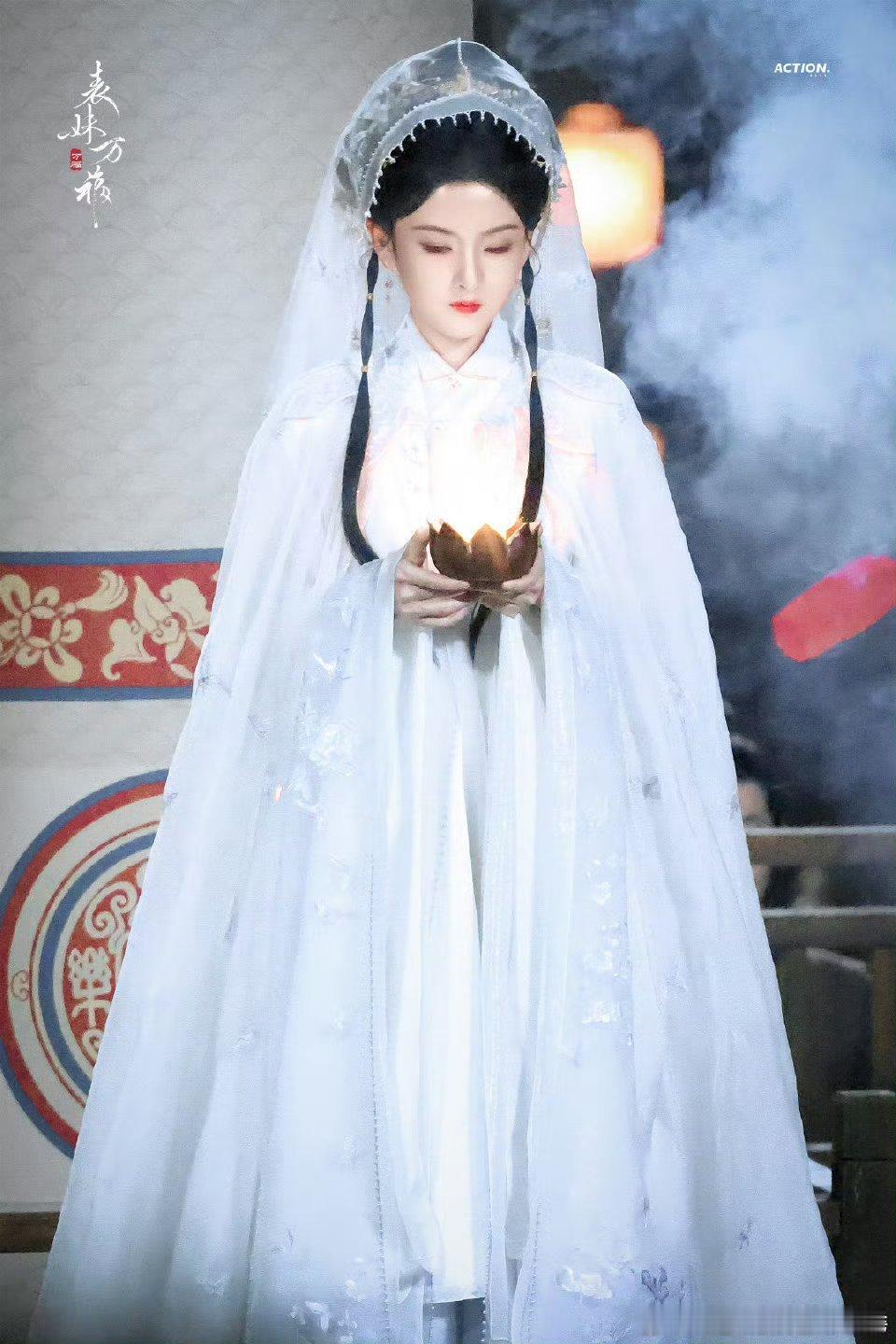 宋祖儿表妹万福白衣头纱造型这个《表妹万福》大事很妙！祖鹅每一套都美到晕厥了​​