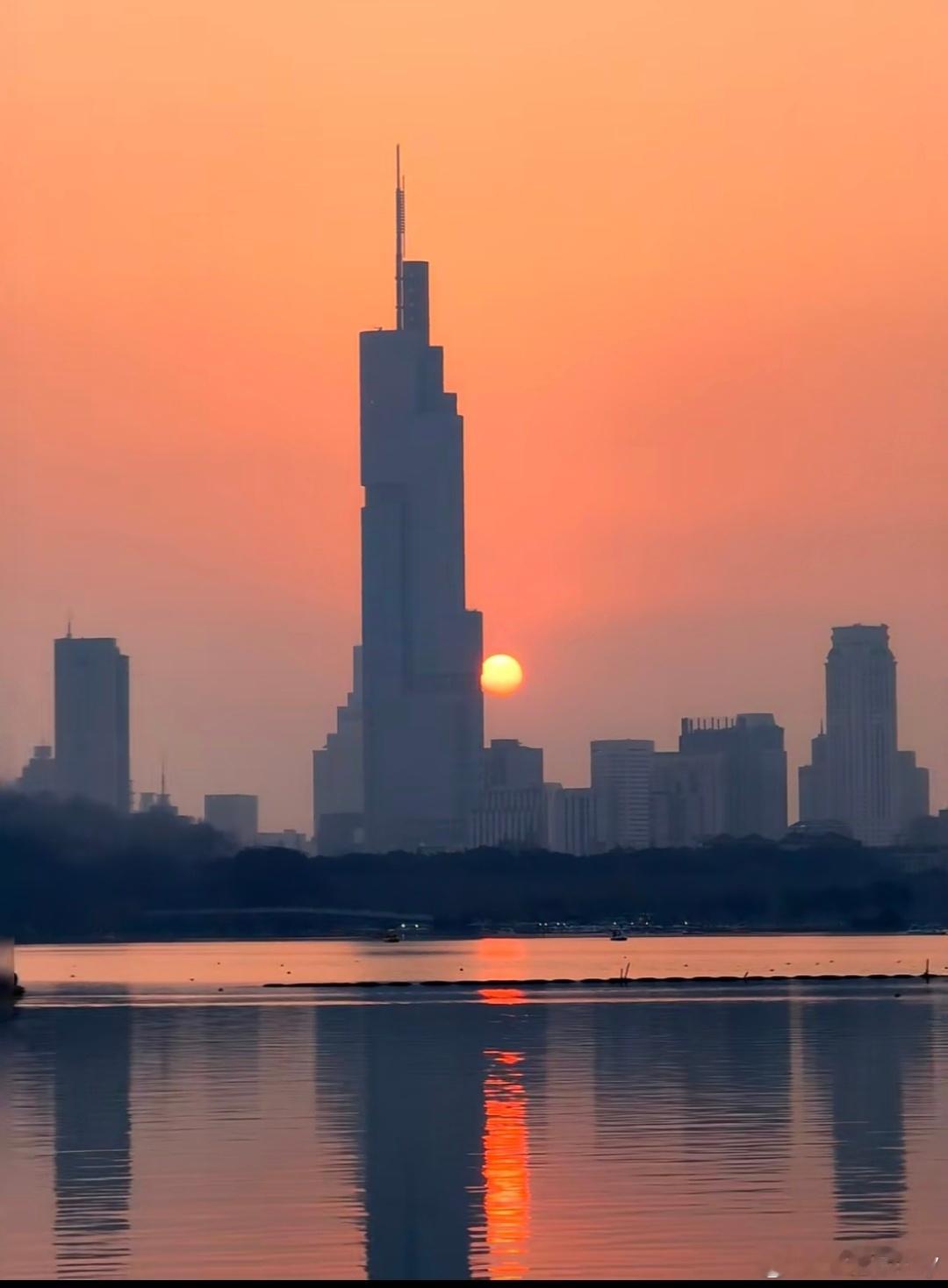 玄武湖日落美哭了～​​​