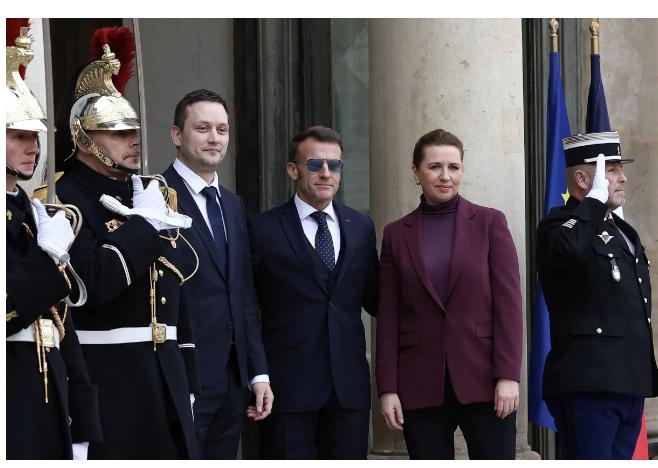 1月28日的一场会晤，面对丹麦首相梅特·弗雷德里克森以及格陵兰自治政府总理穆特·