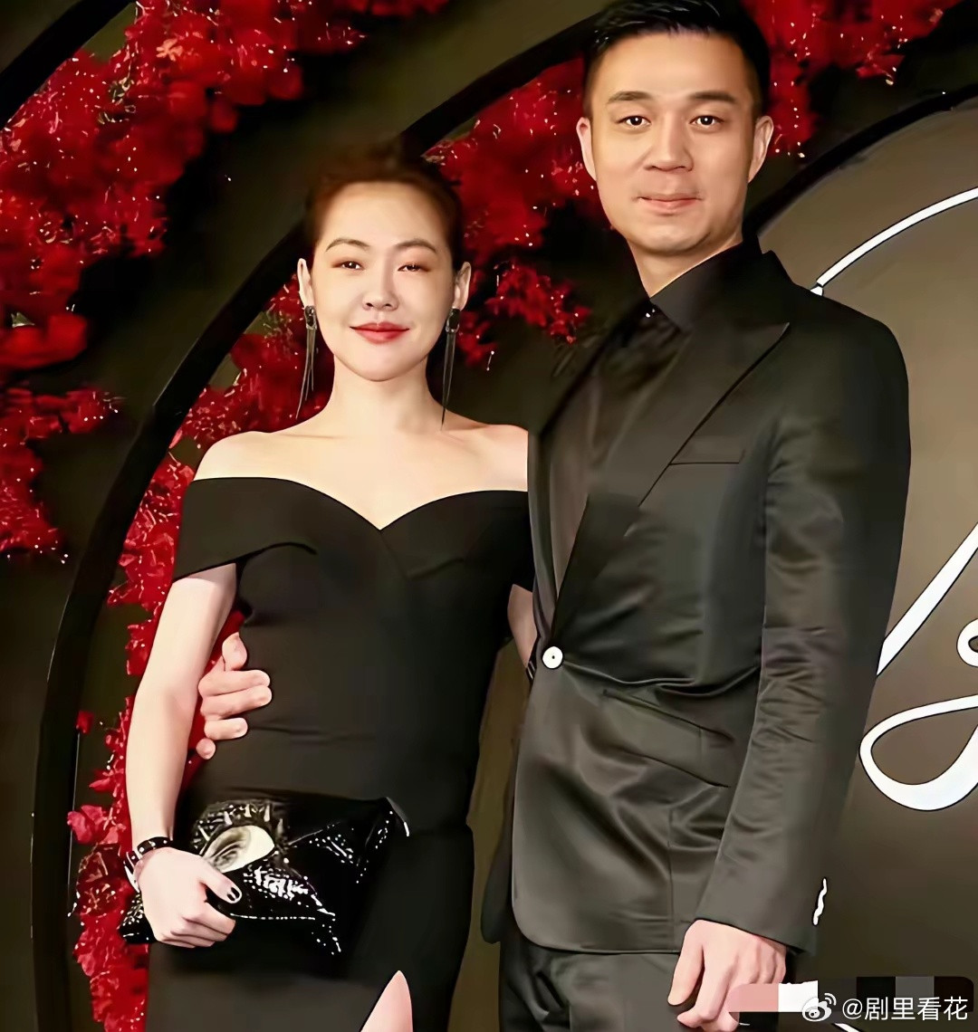 S妈也是聪明人，面对许雅钧丑闻依然力挺女婿，就跟维护具俊晔一样……黄春梅说，Mi