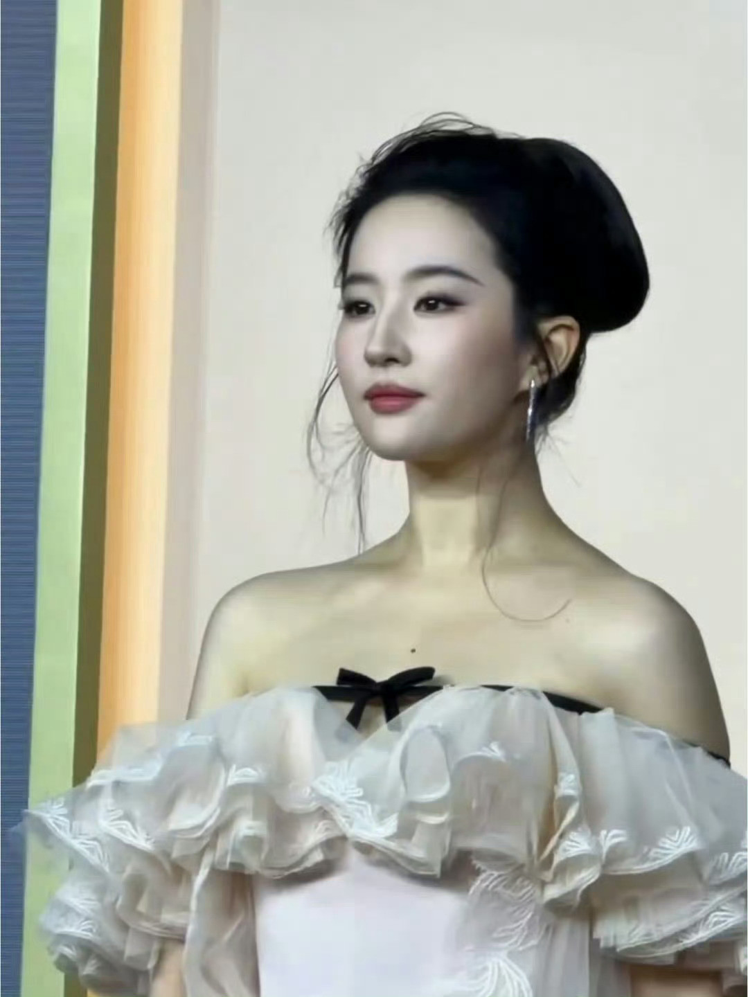 所有人感受下刘亦菲这个出场我去太米了​​​