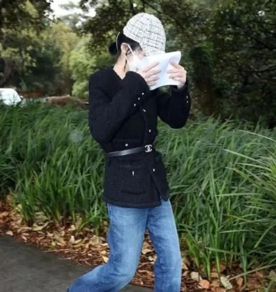 杨兰兰查无此人？这钱转得太蹊跷！悉尼海港边的顶层公寓，两辆劳斯莱斯，