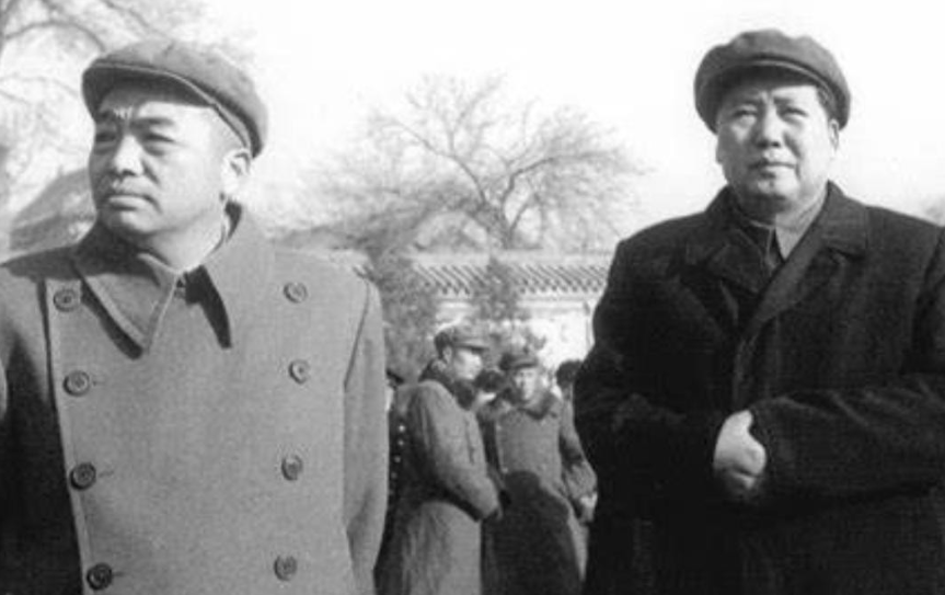 1951年，10万志愿军被美军包饺子，一向淡定自若的彭老总心急如焚连忙向毛主席求
