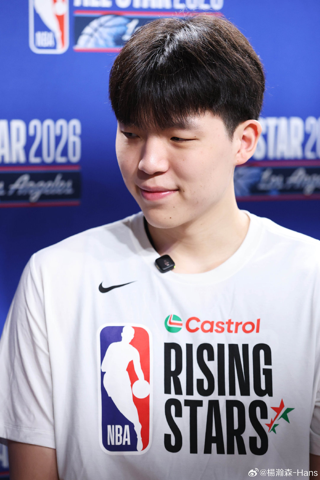 #杨瀚森说第一次全明星玩得很开心#新秀赛出战8分02秒，得到10分2篮板。发
