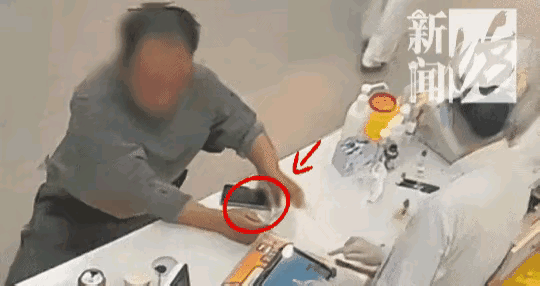 林子大了什么鸟都有！上海，一男子出于好心来到献血站献血，可献完血后，男子发现桌子