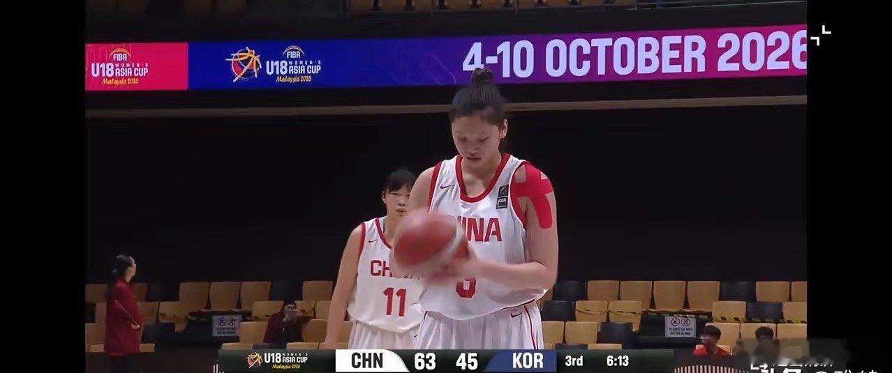 孙晗昀进入了女篮U18最佳阵容。李沅姗却没能进入，真是太遗憾了。虽然二人被称为中国女篮U18的双子星