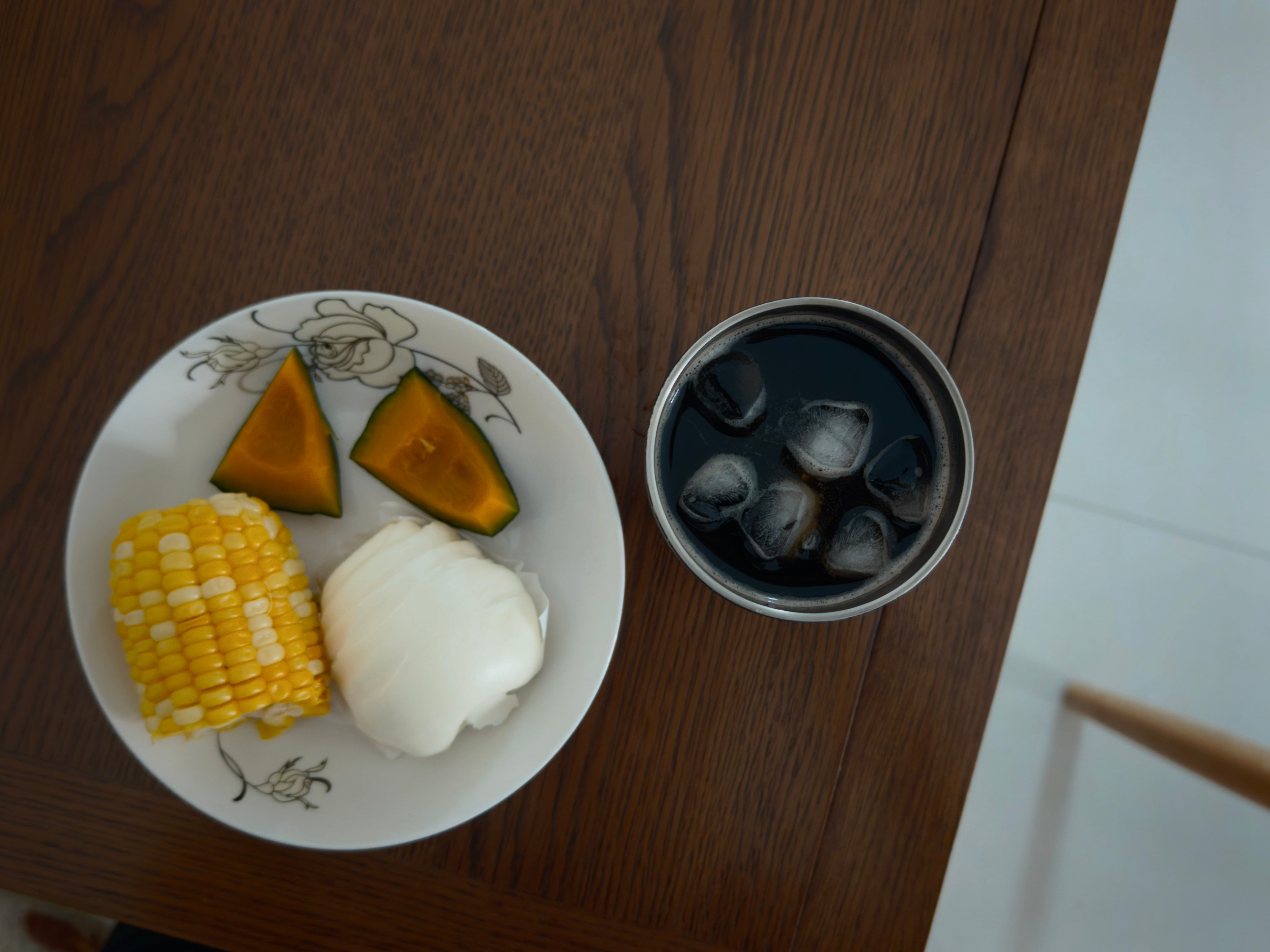 今日早餐，冰美式+……。​​​