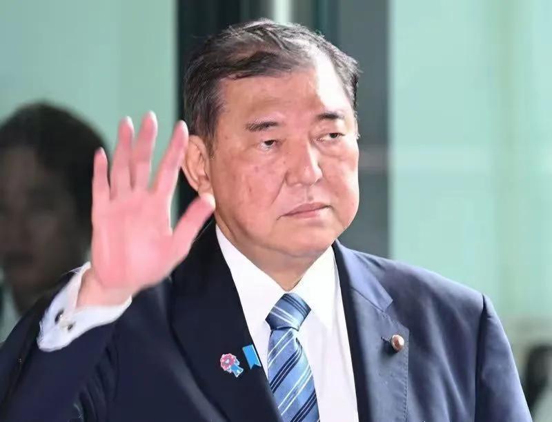 局势恶化，日本导弹将直逼东海，石破茂加速备战，先练打中国航母日本又搞事，爆猛料