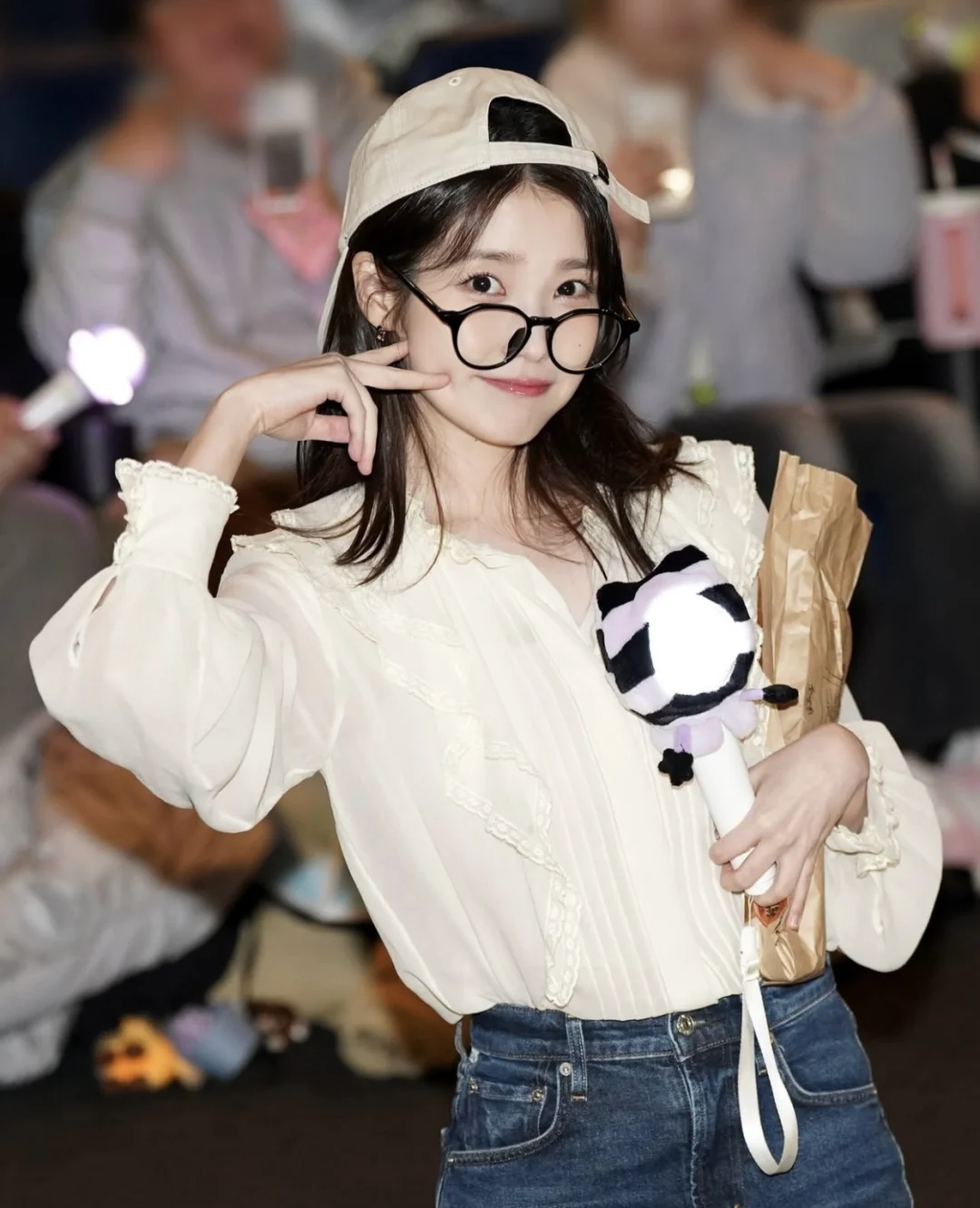 李知恩 iu 美吧