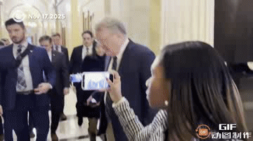 美国，在周二众议院就公开杰弗里·爱泼斯坦档案进行投票前，众议院议长约翰逊表示，特