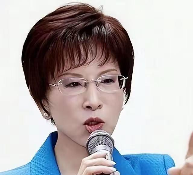 快讯！张亚中抛震撼弹当选几率飙高，卢秀燕解套，朱立伦尴尬已露败相！国民党主席选