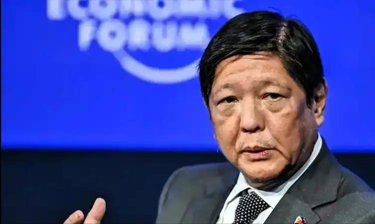 马科斯大概做梦都想不到，自己刚信誓旦旦喊着要跟中国“重置”关系，转身就在南海疯狂