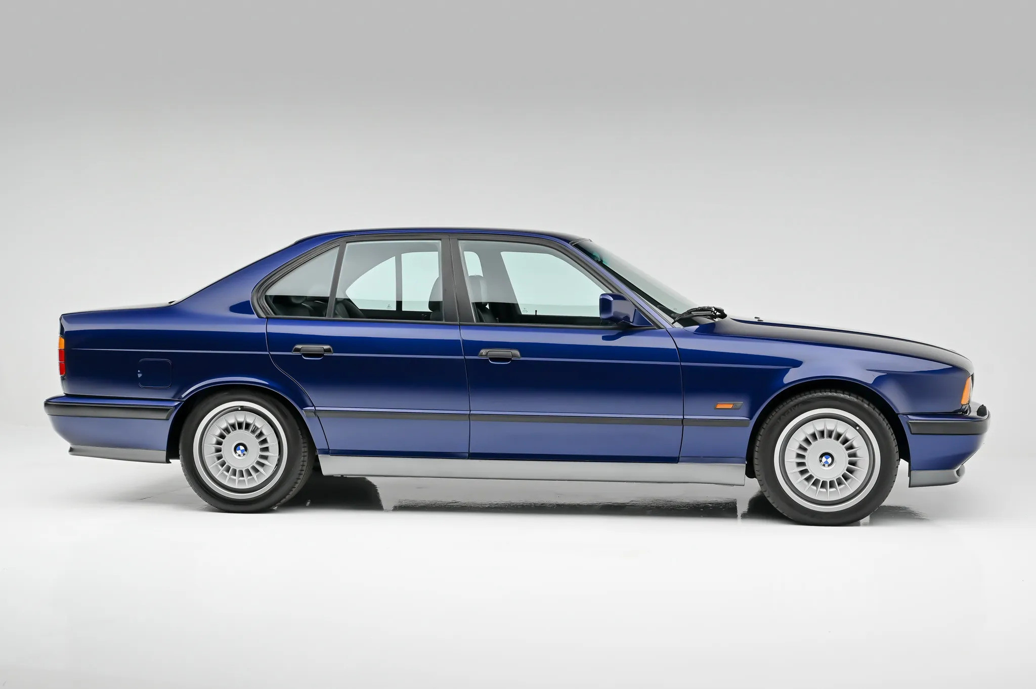 BMWM5E34宝马1991年的车，里程数1.1万公里，新不新？​​​