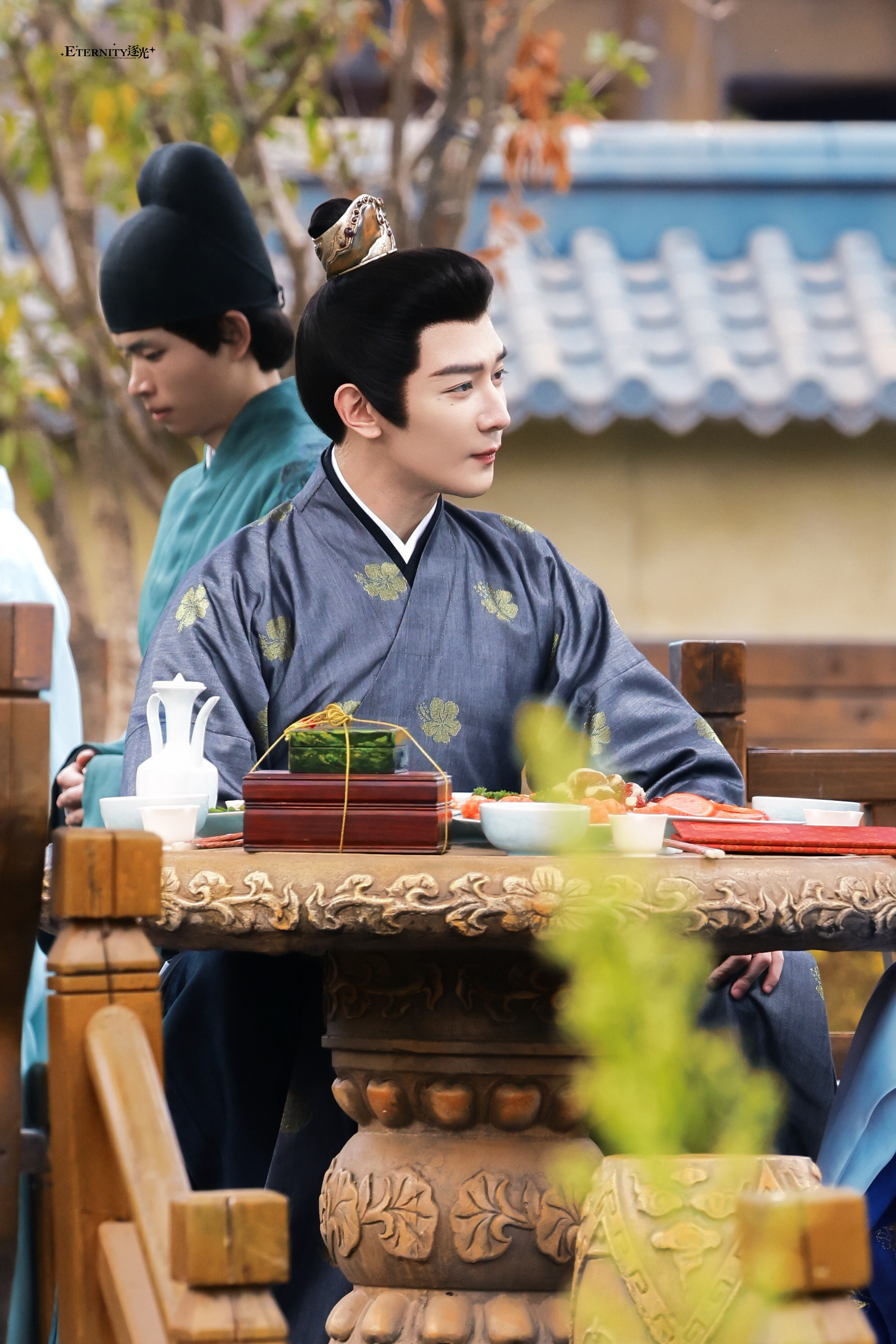 夏之光金吾不禁上下班路透，身材比例绝了！